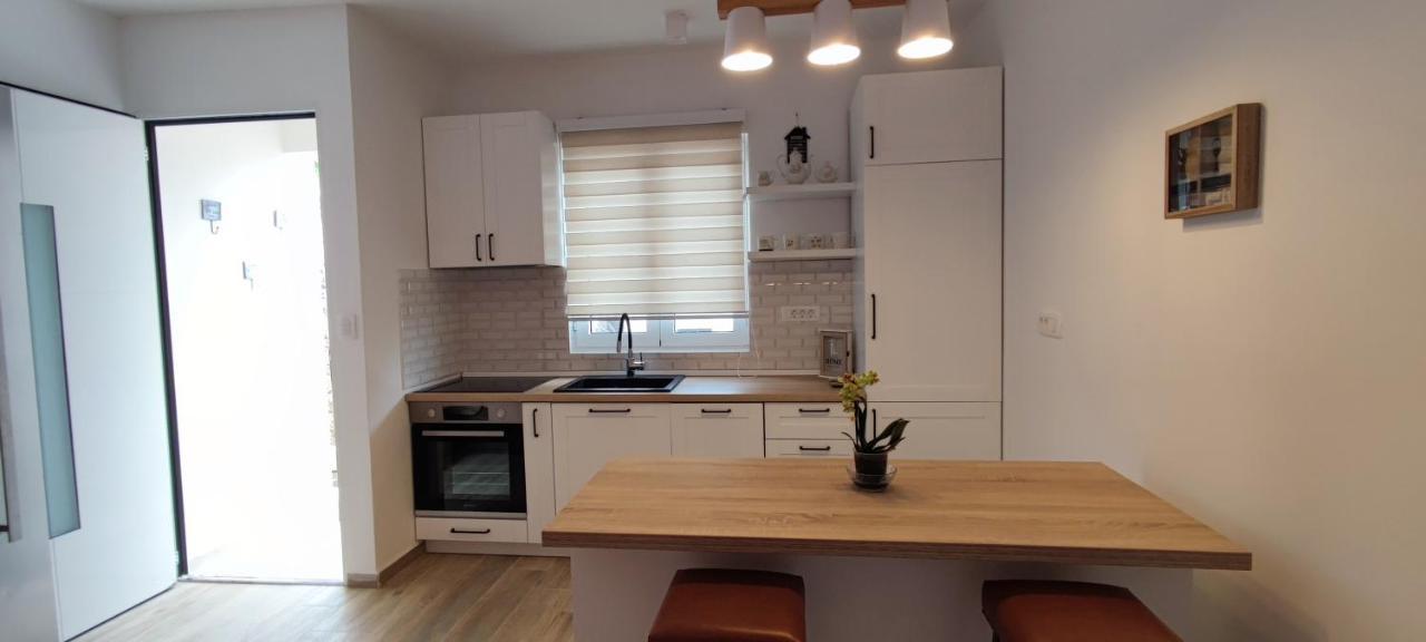 Dika Apartment Bar Zewnętrze zdjęcie