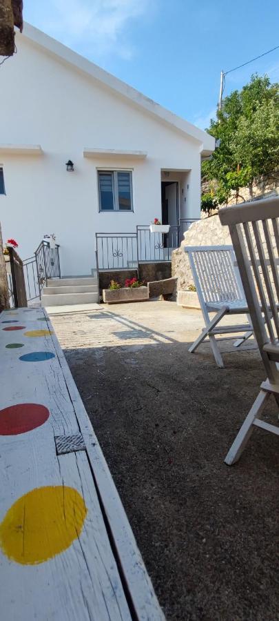 Dika Apartment Bar Zewnętrze zdjęcie